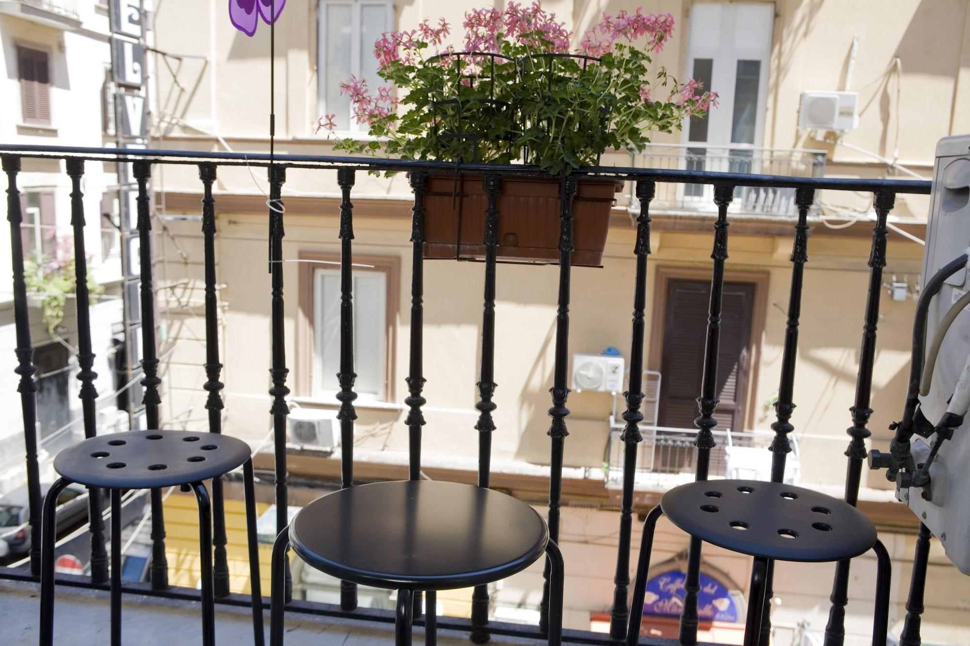 Hotel Cineholiday Napoli Esterno foto