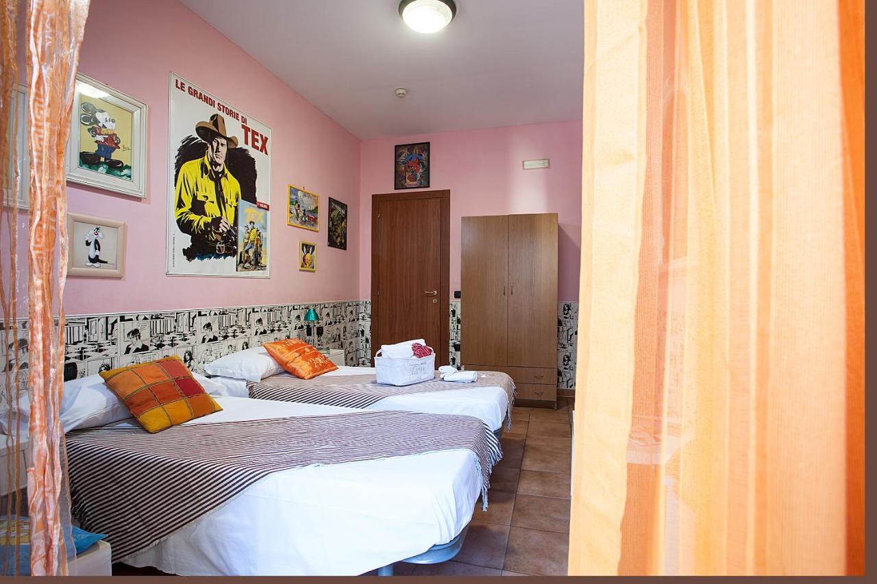Hotel Cineholiday Napoli Esterno foto