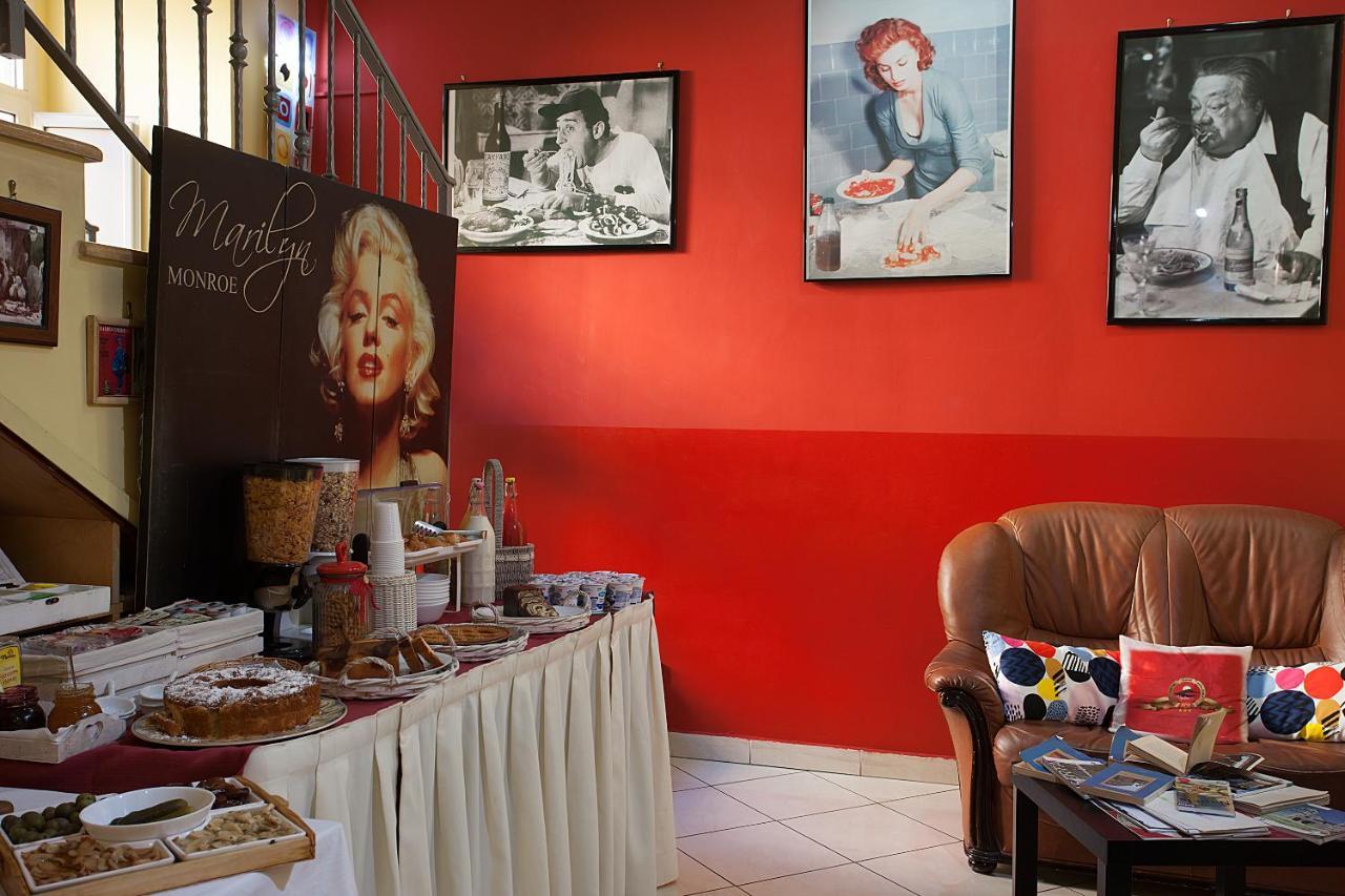 Hotel Cineholiday Napoli Esterno foto